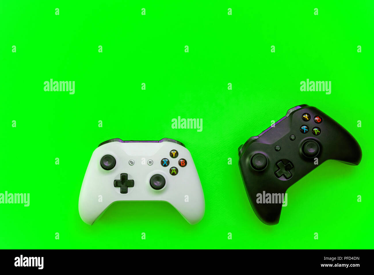 SAINT-PETERSBURG, RUSSIA - APRIL 13, 2018: Black and white joystick xbox one  s gamepad, game console on green background. Computer gaming competition  Stock Photo - Alamy