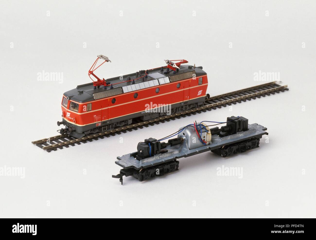 Model train engine and inner workings Stock Photo Alamy