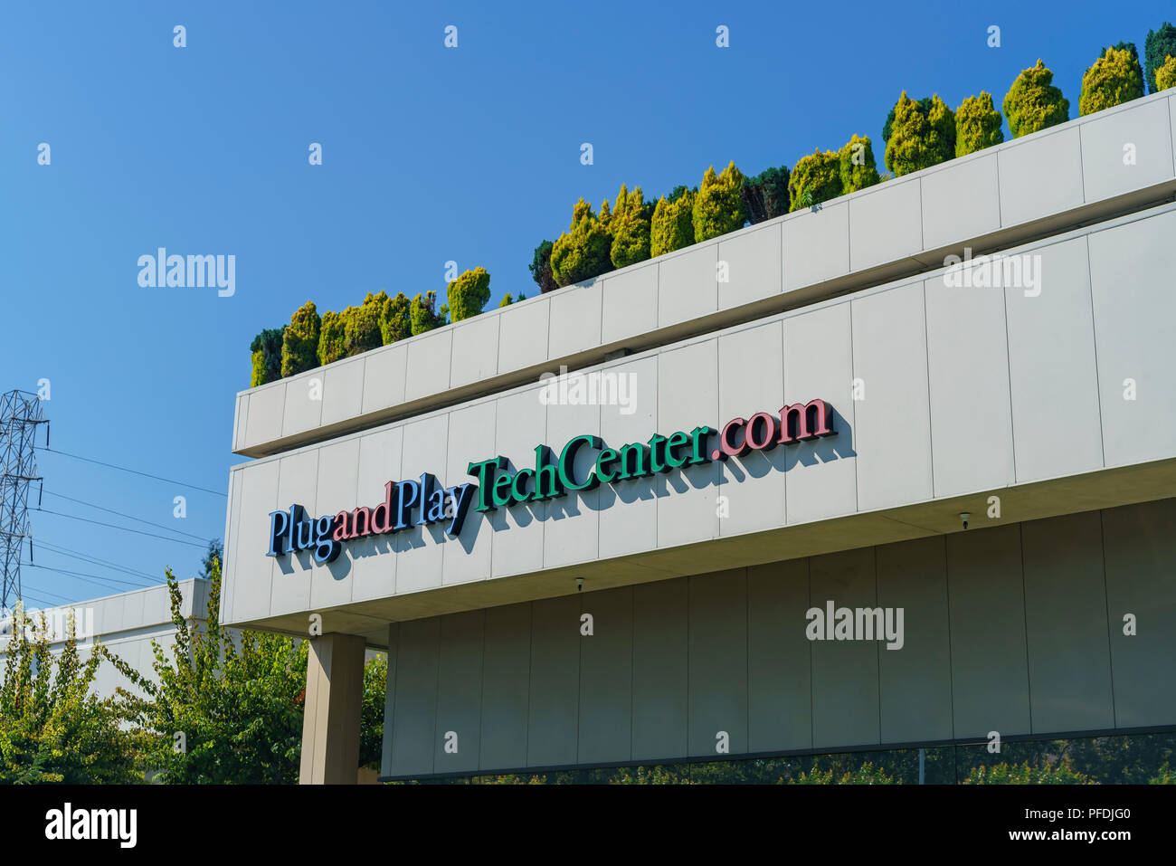 Network startup accelerator hires stock photography and images Alamy