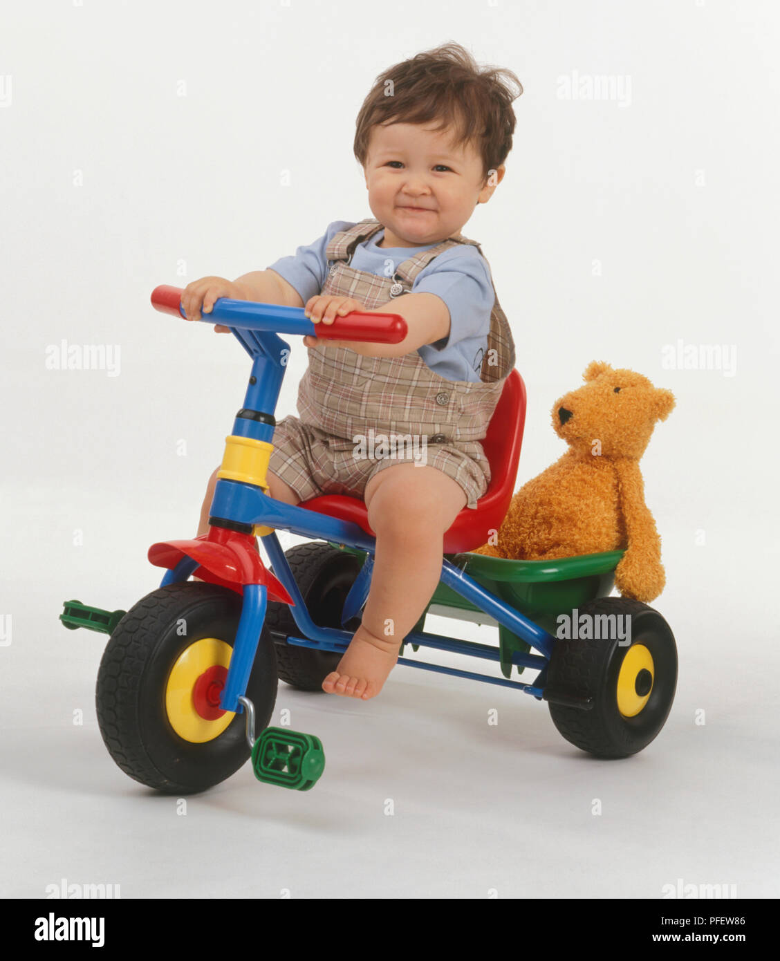 tricycle for baby boy