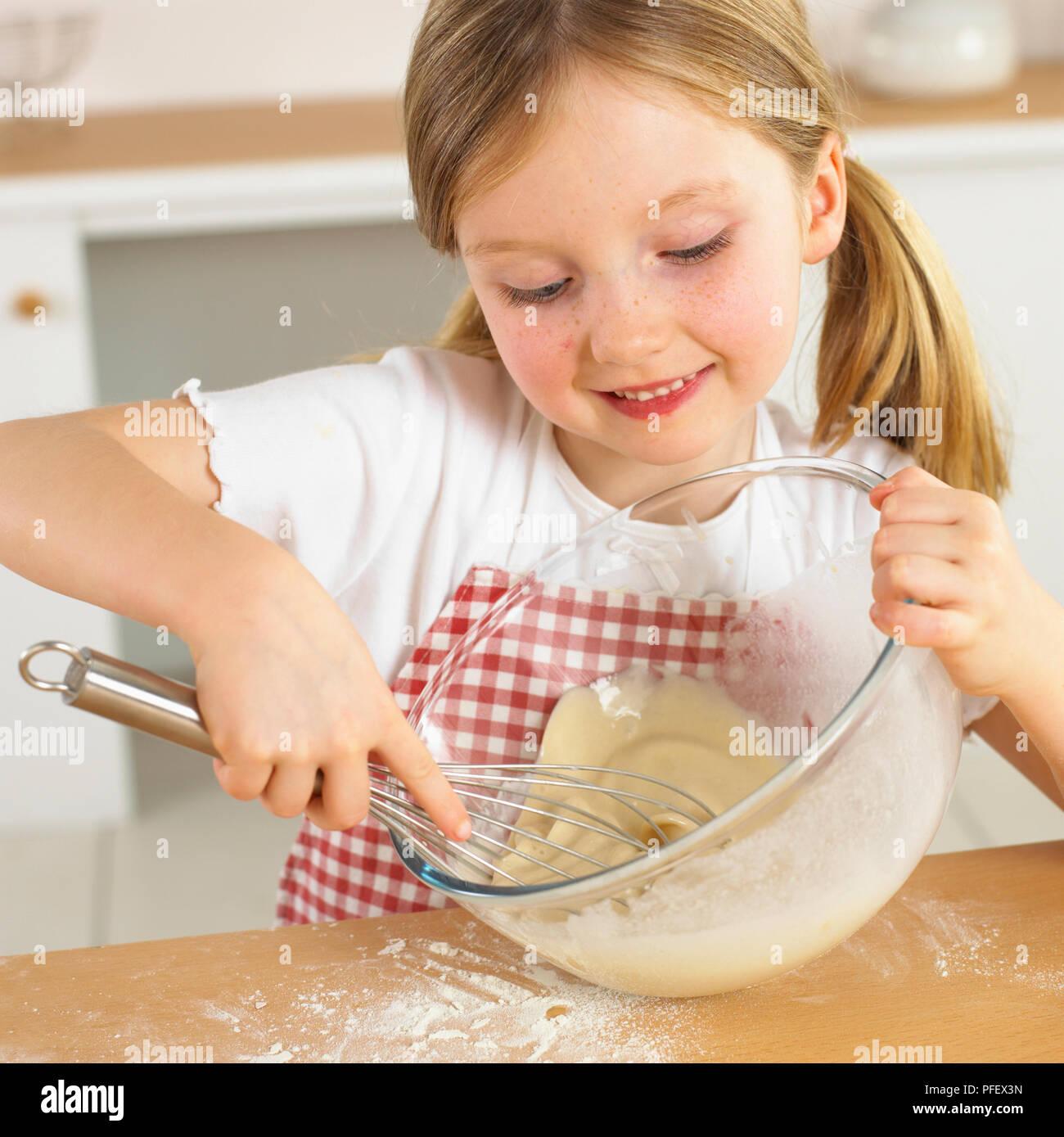 Wire glass making hires stock photography and images Alamy