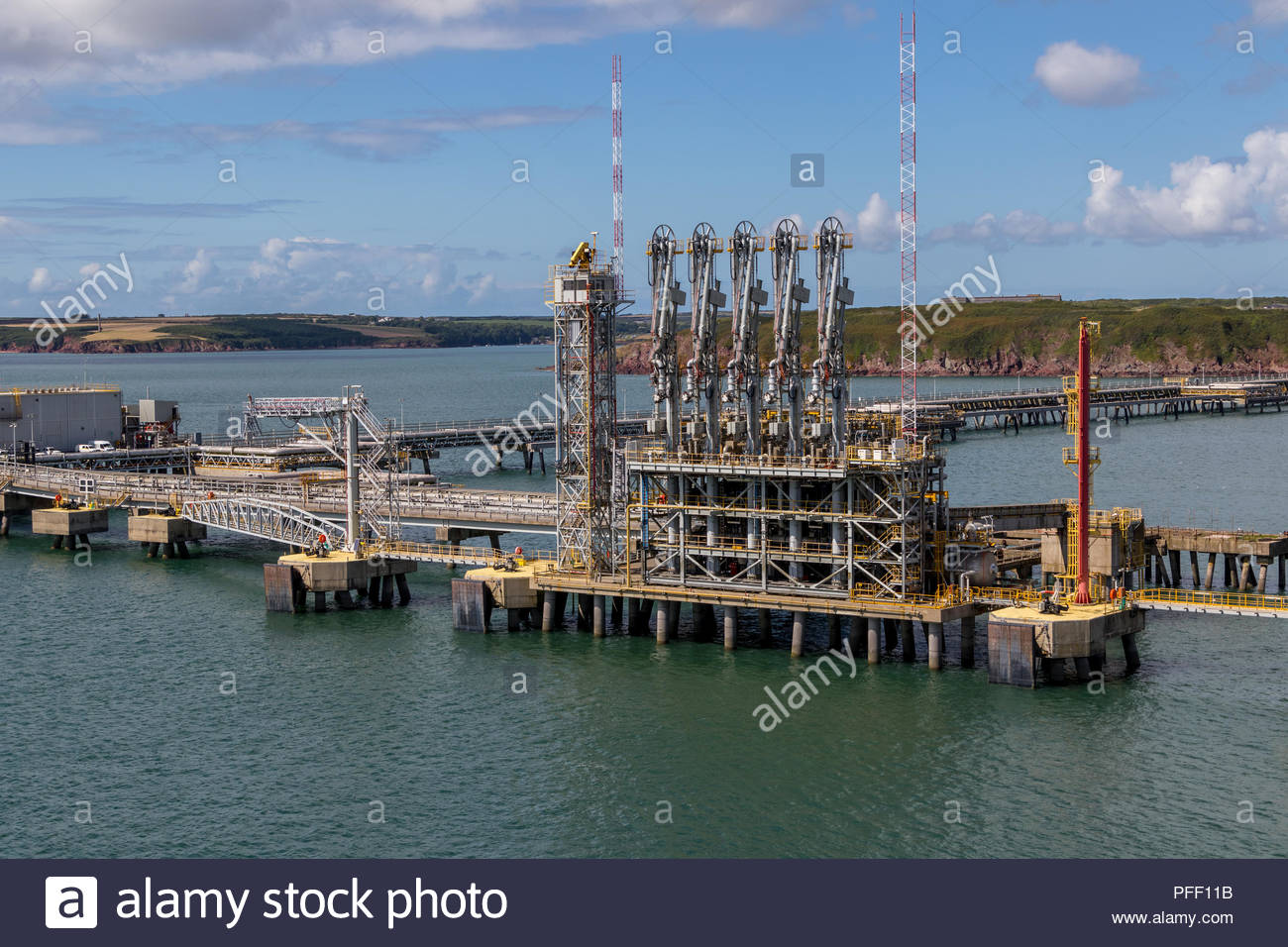 Milford Haven Gas Terminal High Resolution Stock Photography and Images