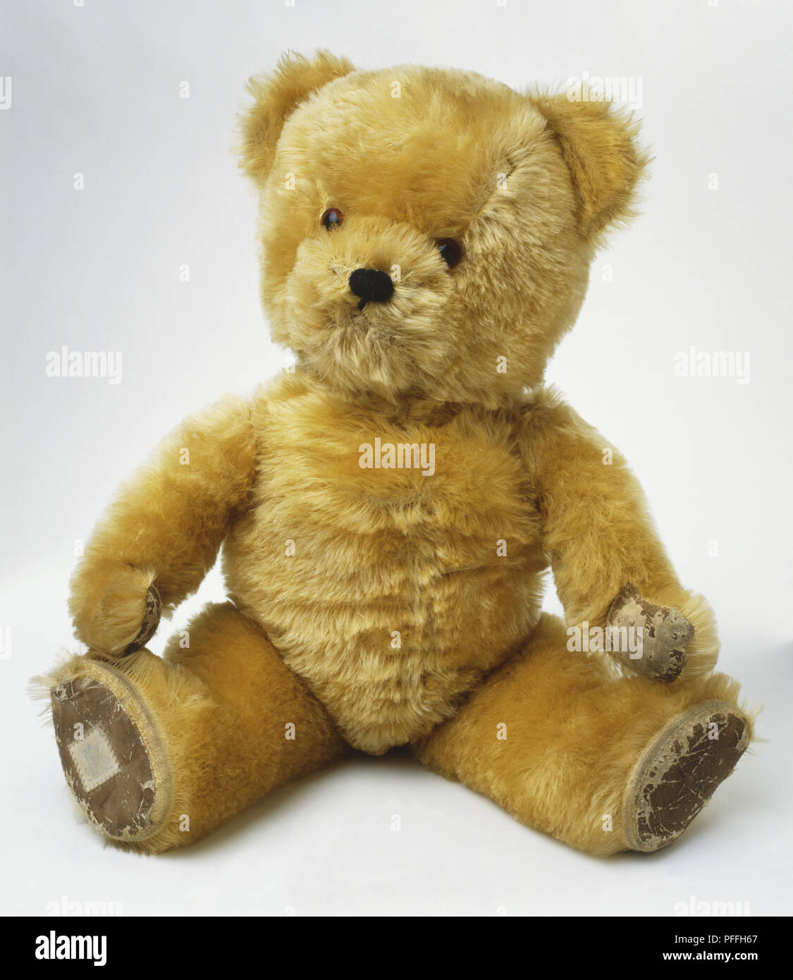Chad Valley: 1950s-60s: Sitting 1950s golden teddy bear Chad Valley: 1950s-60s: Sitting 1950s golden teddy bear