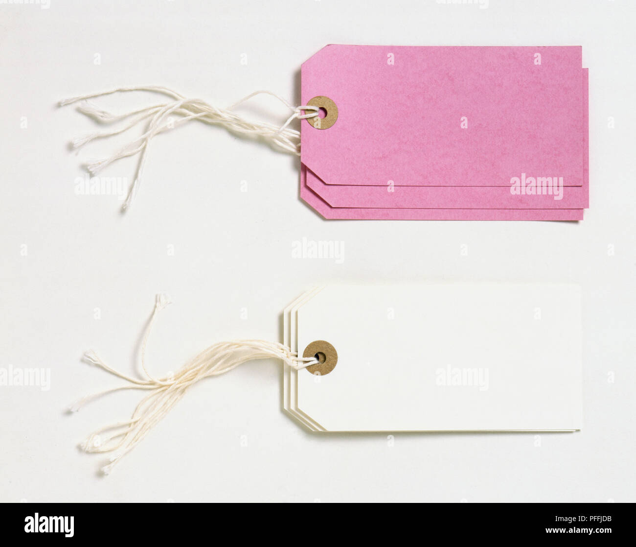 String labels hi-res stock photography and images - Alamy