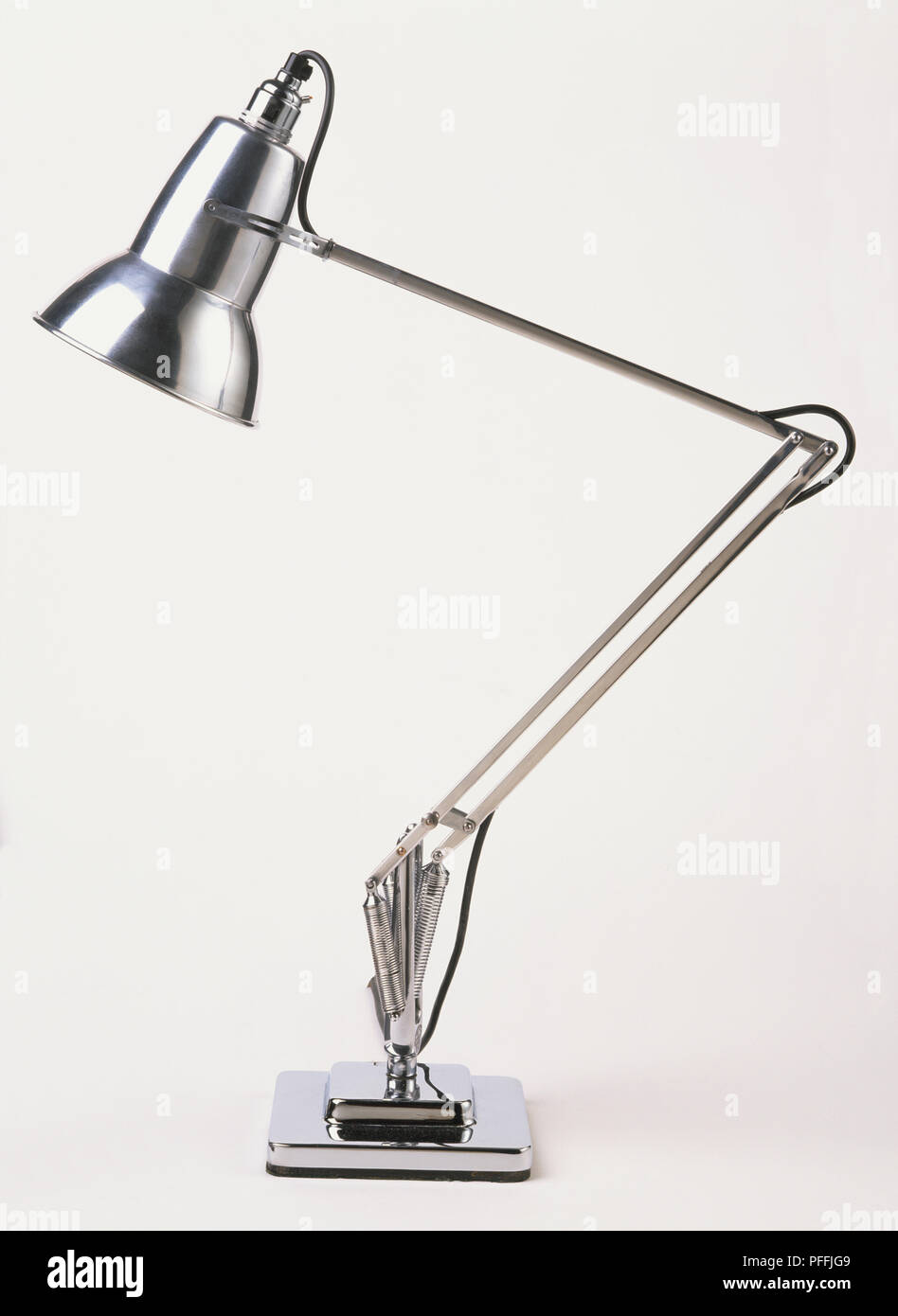 Reconditioned 1930s flexible anglepoise lamp, commonly used as desk lamp, side  view Stock Photo - Alamy