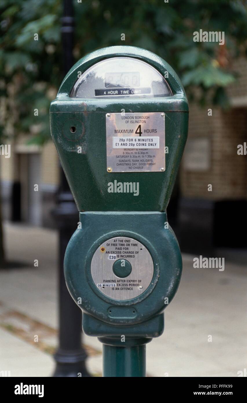 Old fashioned parking meter hires stock photography and images Alamy