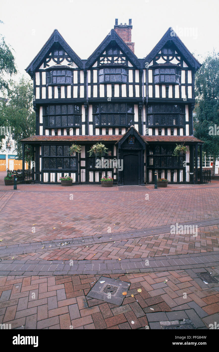 Great Britain, England, Herefordshire, Hereford, The Old House, timber-framed house built in 1621, housing museum, front view Stock Photo