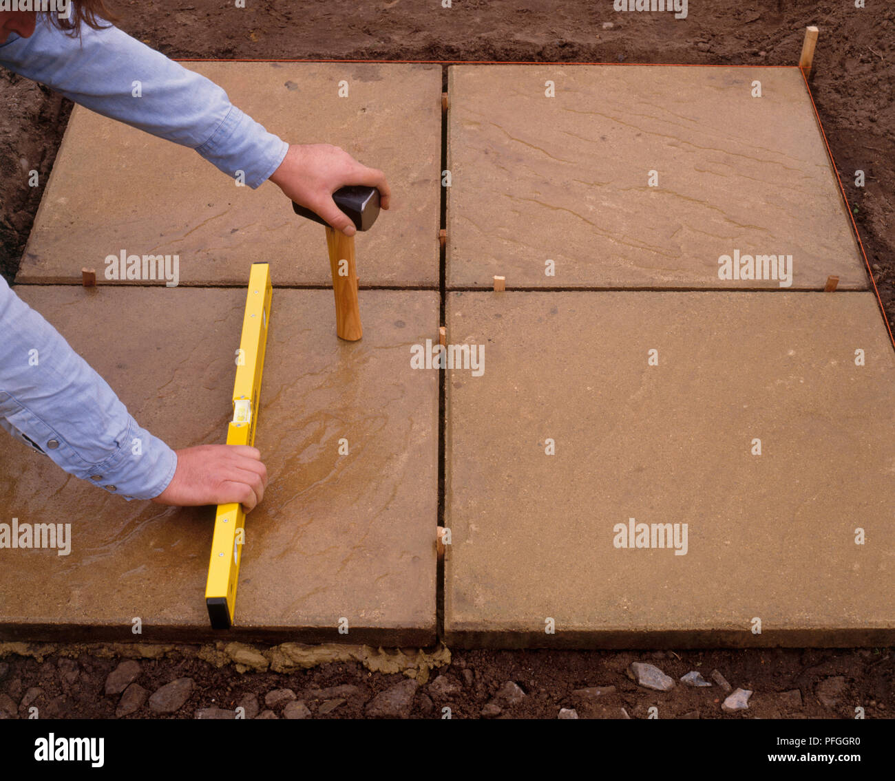 How to sale lay flags
