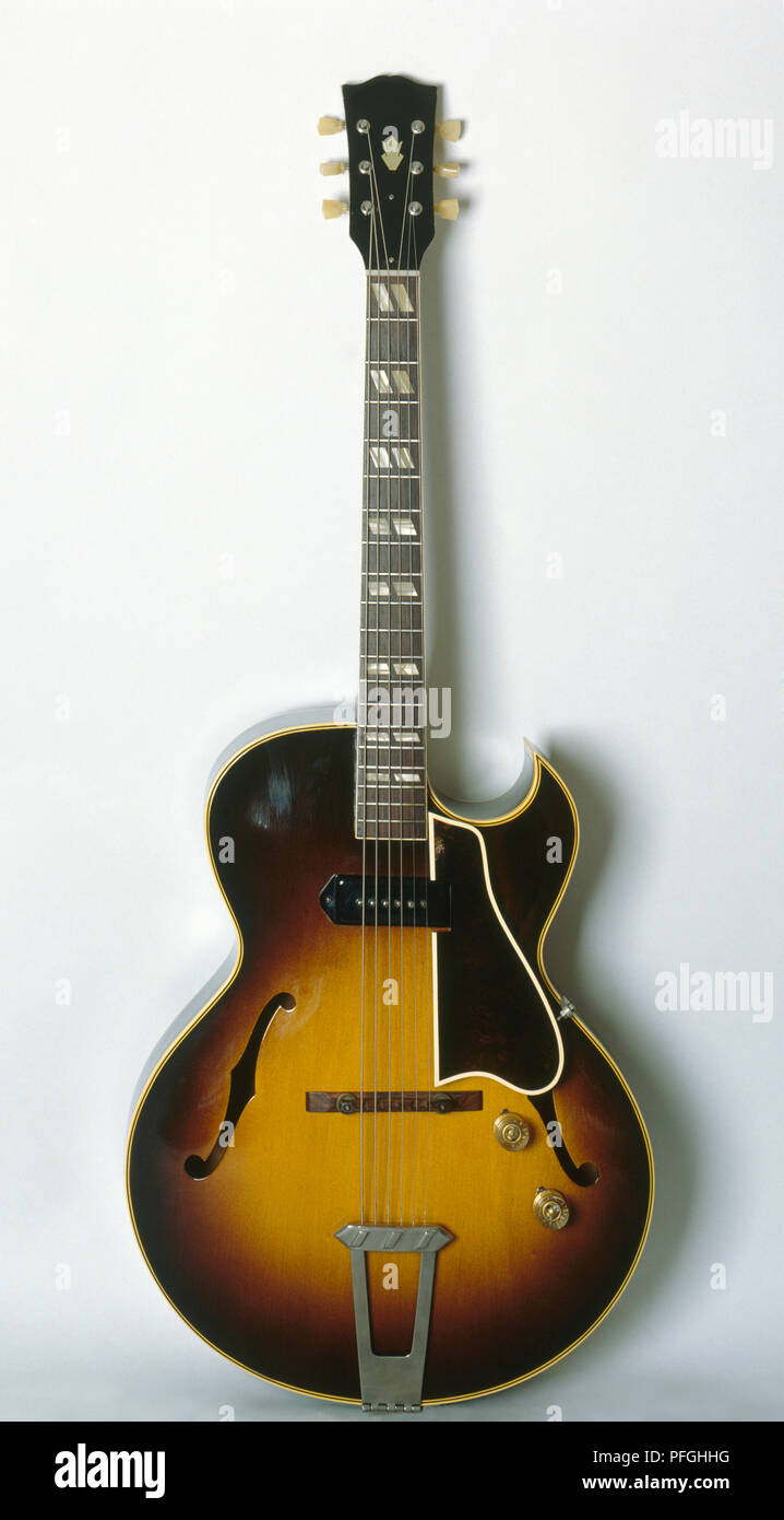 Gibson ES175, archtop electric guitar, 1949, front view Stock Photo Alamy