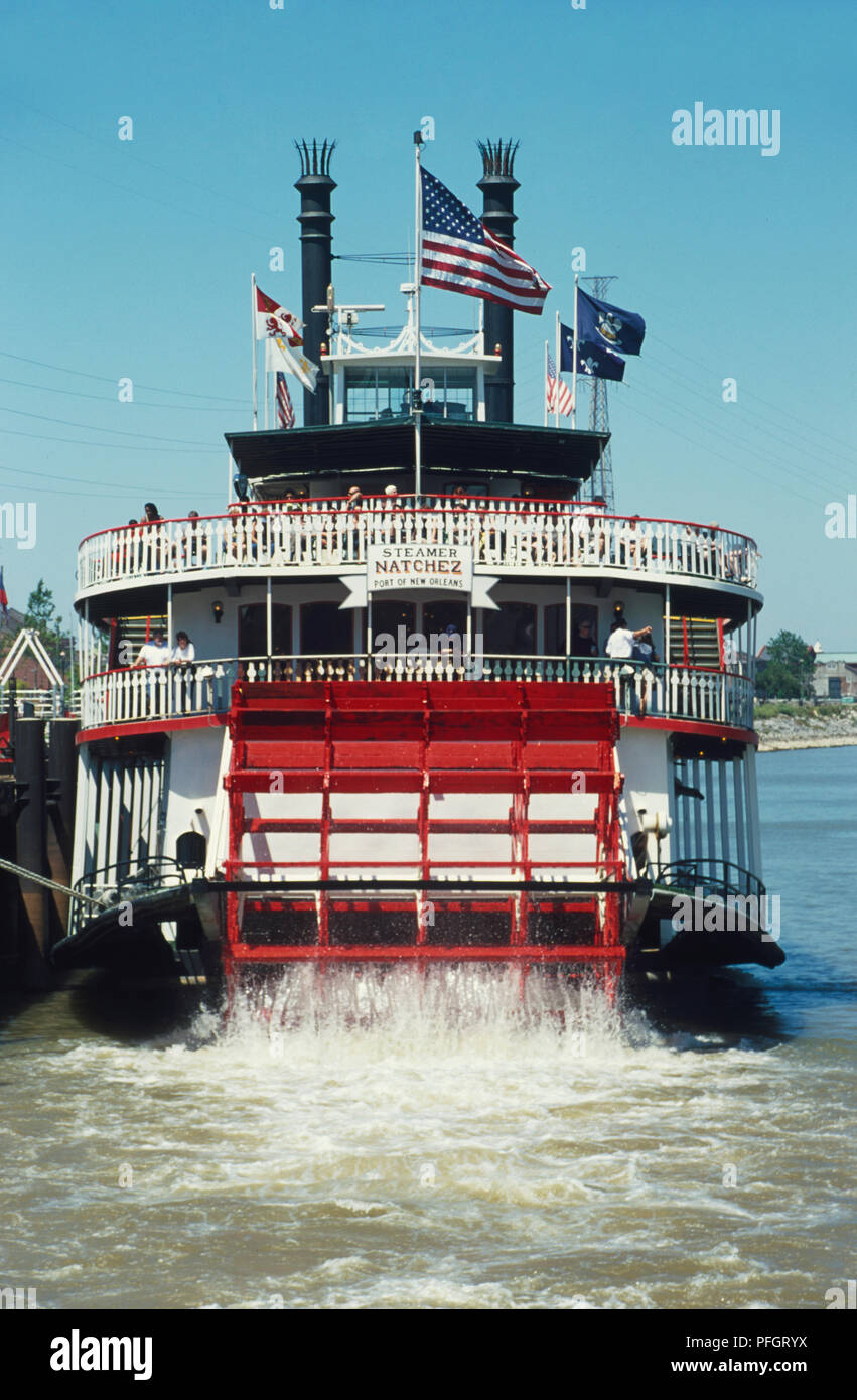 USA, New Orleans, Steamboat Natchez, a traditional paddlewheeler cruising the Mississippi River