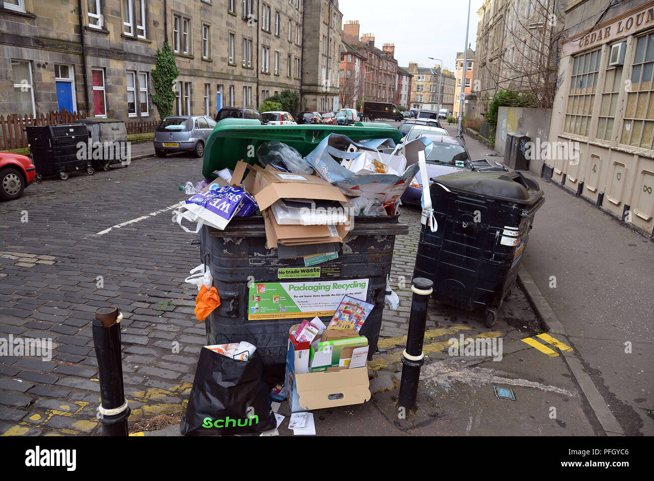 Street litter bins hires stock photography and images Alamy