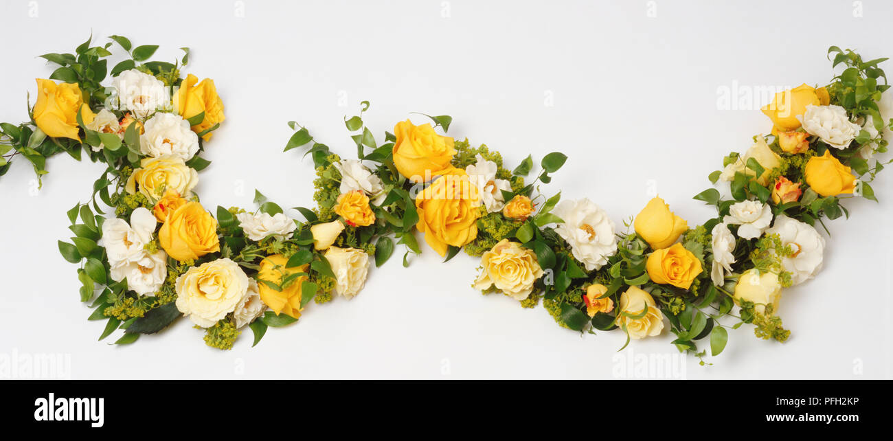 Flower garland mantle hires stock photography and images Alamy