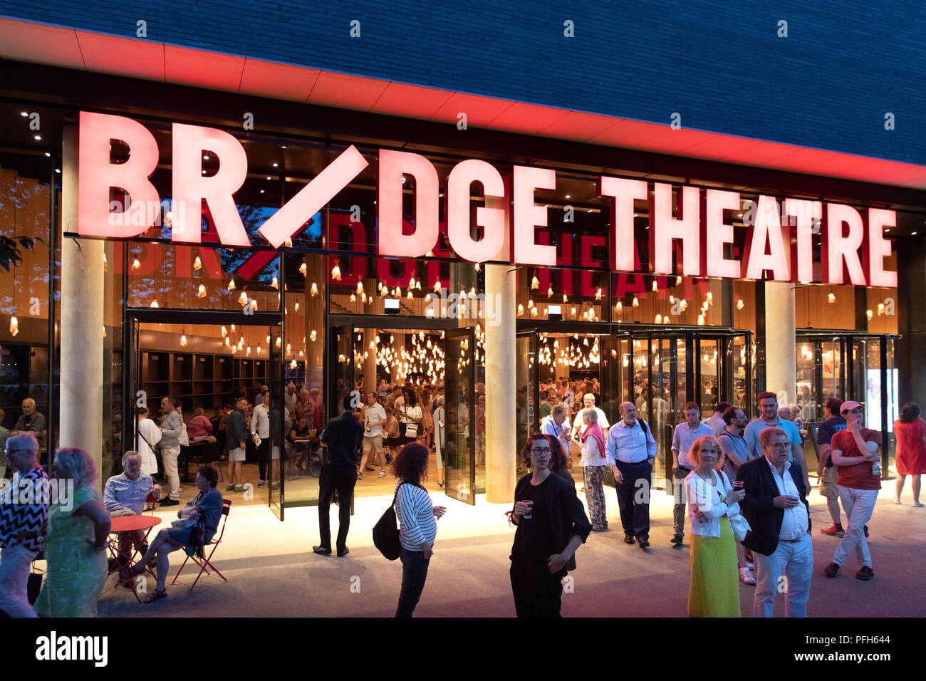 the-bridge-theatre-near-tower-bridge-london-stock-photo-alamy