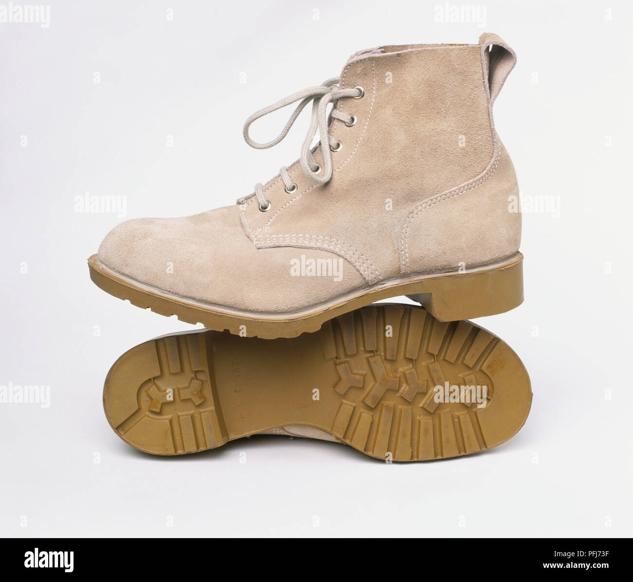 rollers shoes desert boots