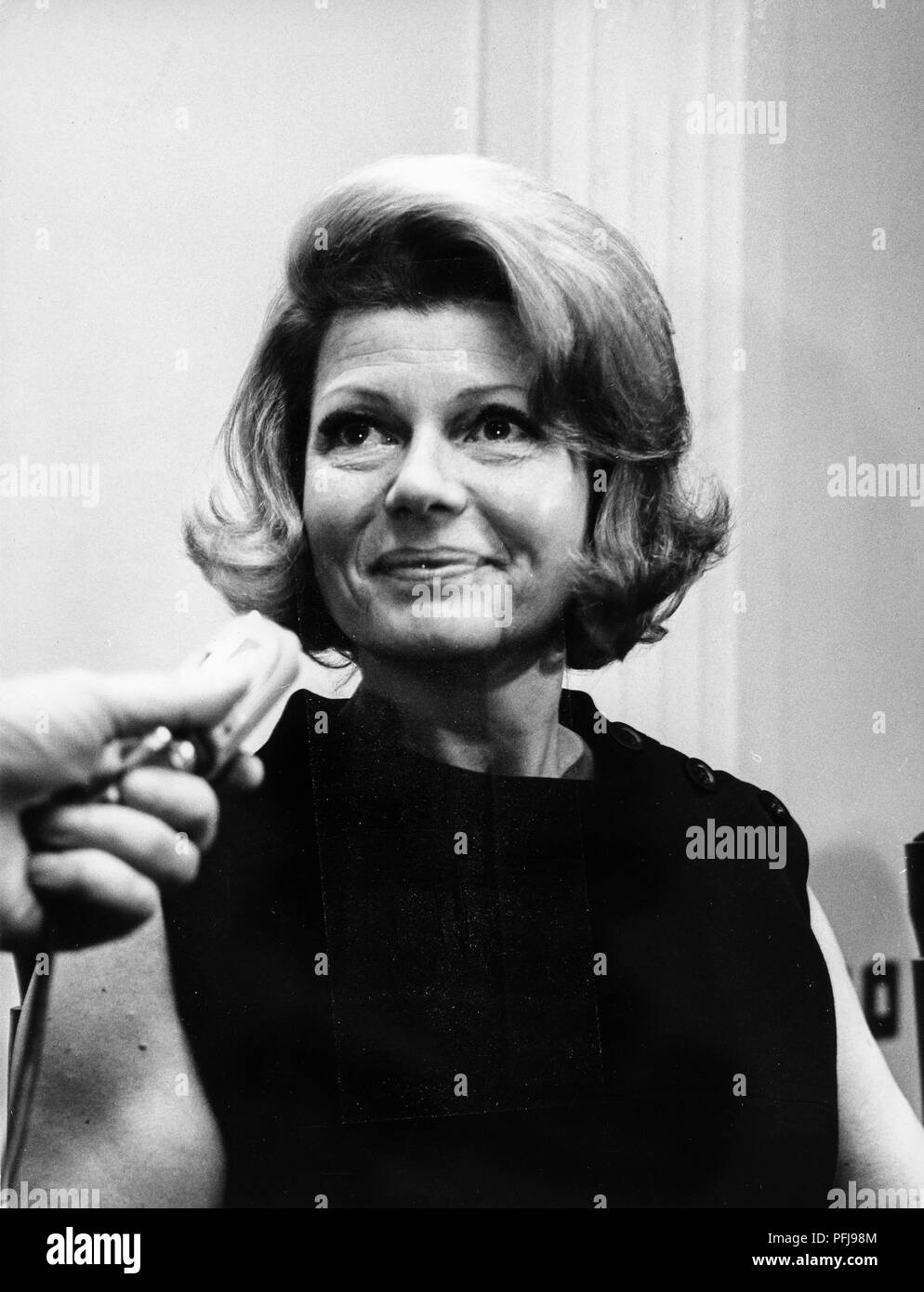 rita hayworth, 1965 Stock Photo - Alamy