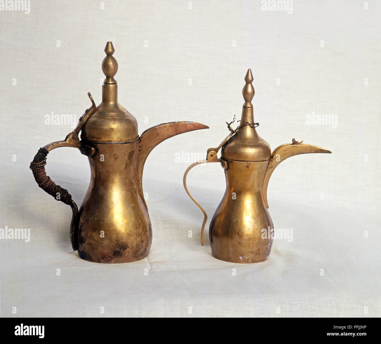 Brass coffee pot hires stock photography and images Alamy