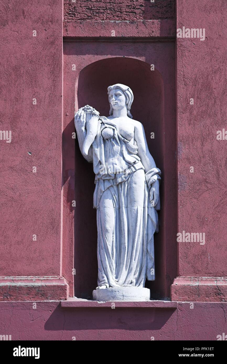 Bulgaria, Sofia, National Theatre, Neo Classical niche statue Stock Photo