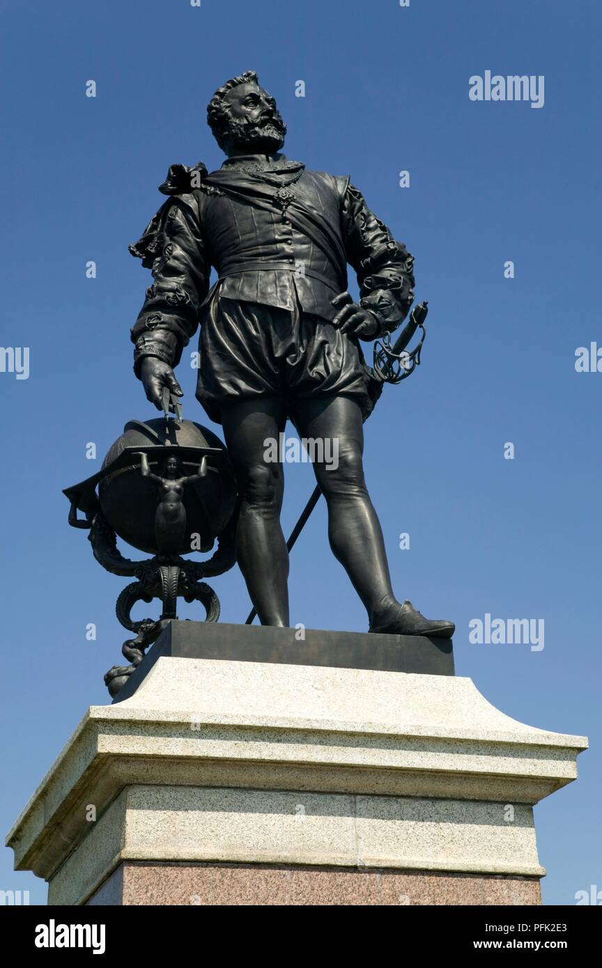Great Britain, England, Devon, Plymouth, Plymouth Hoe, Francis Drake statue Stock Photo