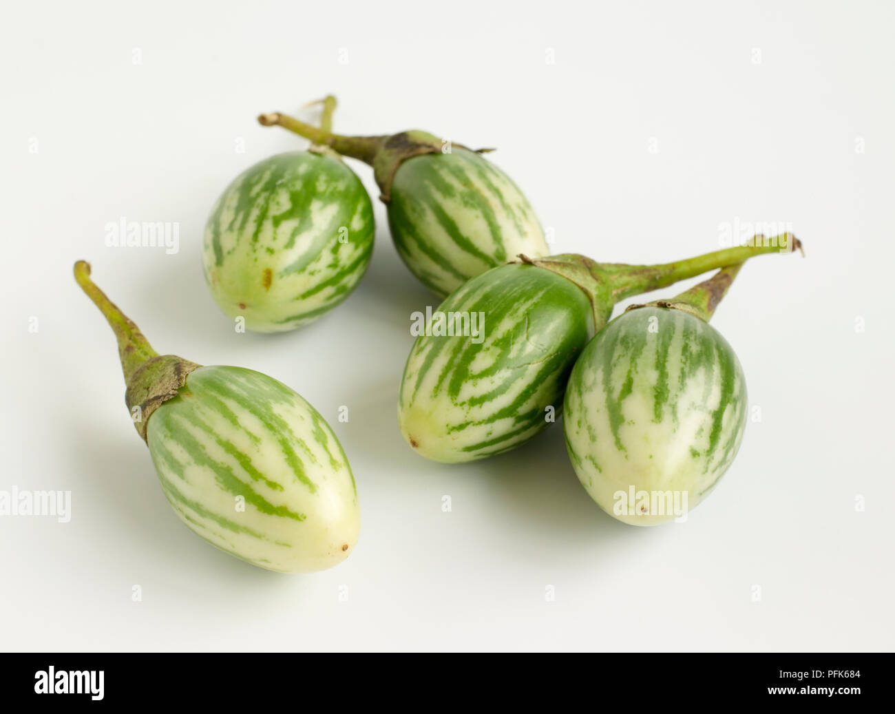 Long Ravayya Thai aubergines hi-res stock photography and images - Alamy
