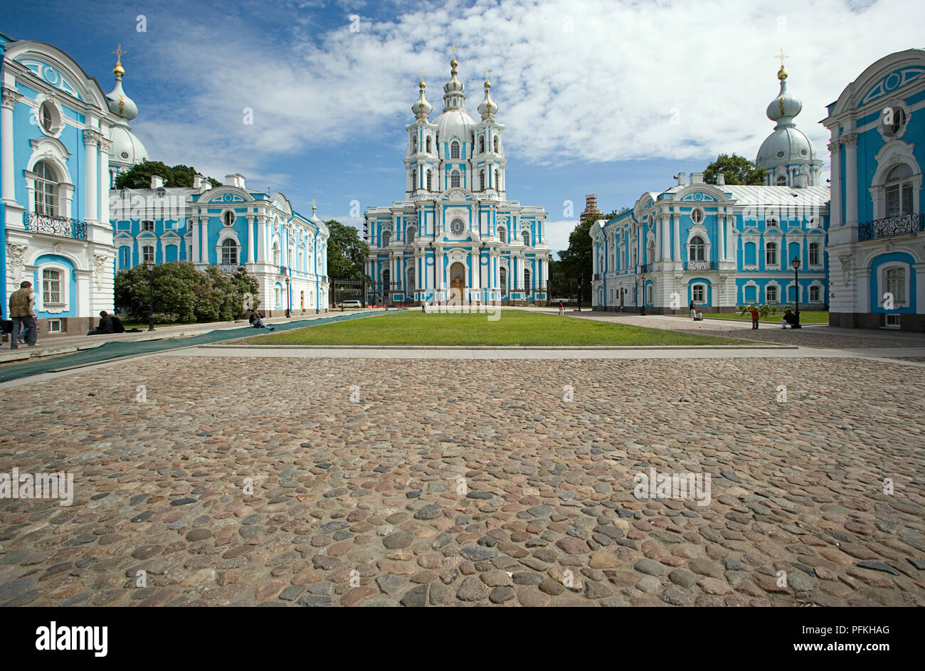 Russia, St Petersburg, blue-and-white facade of Smolny Cathedral, built by Francesco Bartolomeo Rastrelli, with adjacent convent buildings Stock Photo
