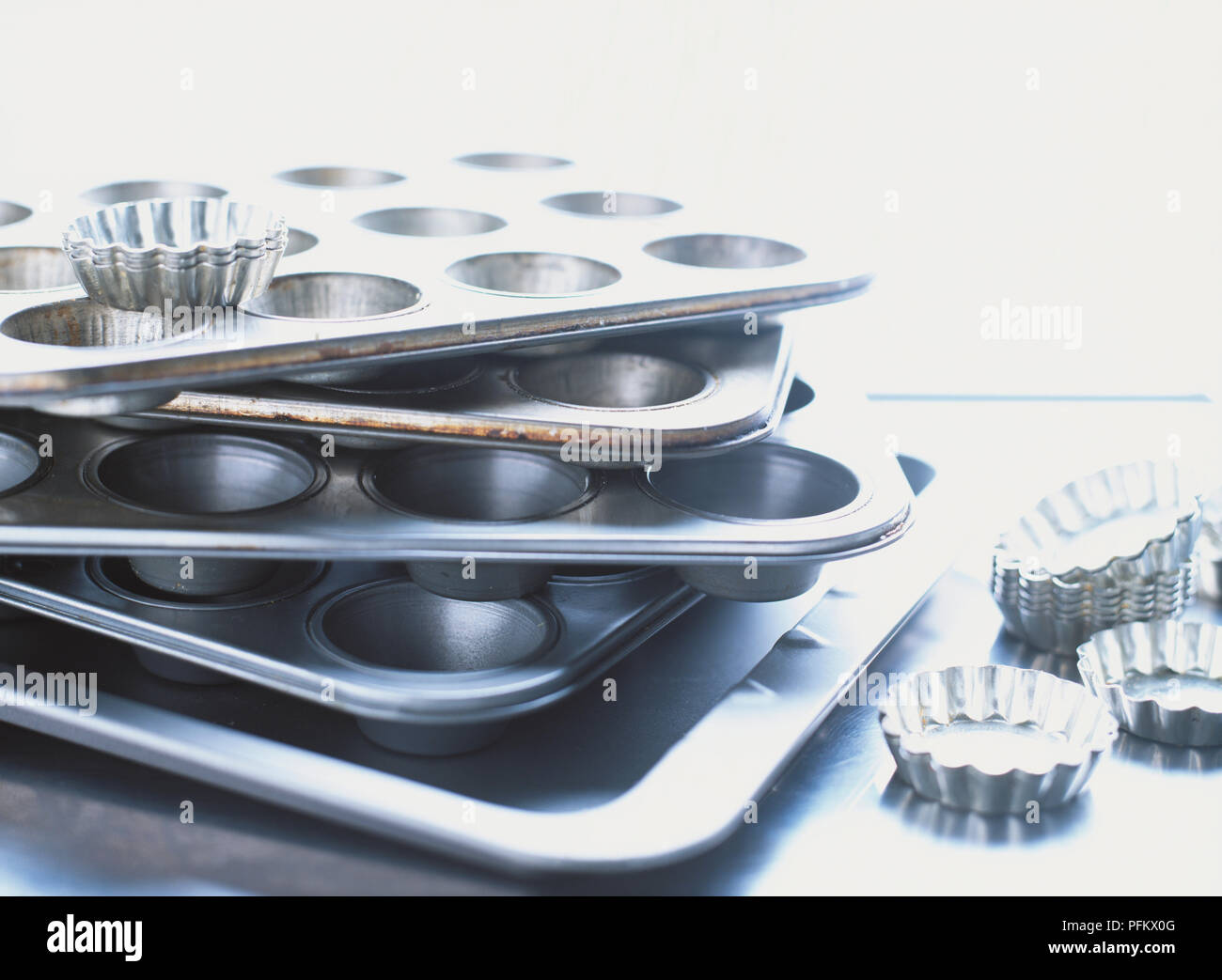 Plain tartlet tin, baking sheet, mini muffin tins, bun tins, fluted