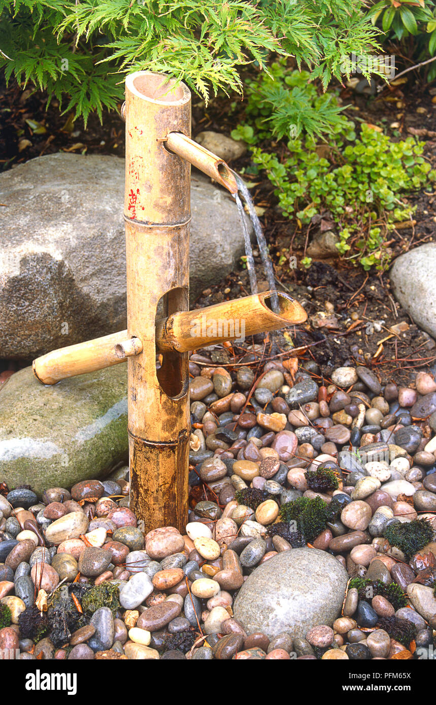 Japanese-style water fountain (shishi odoshi) made from bamboo Stock Photo