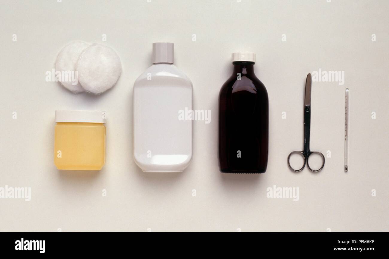 Equipment for preparing a kitten's birth, cotton wool, petroleum jelly