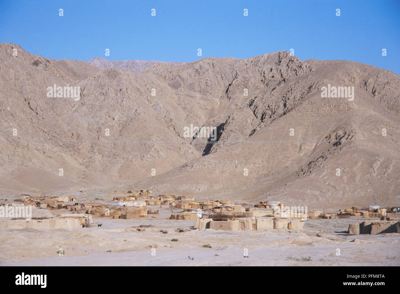 Nomad encampment north of Quetta. Quetta is the capital of Baluchistan province situated in an elevated valley near the Afghan border. Stock Photo