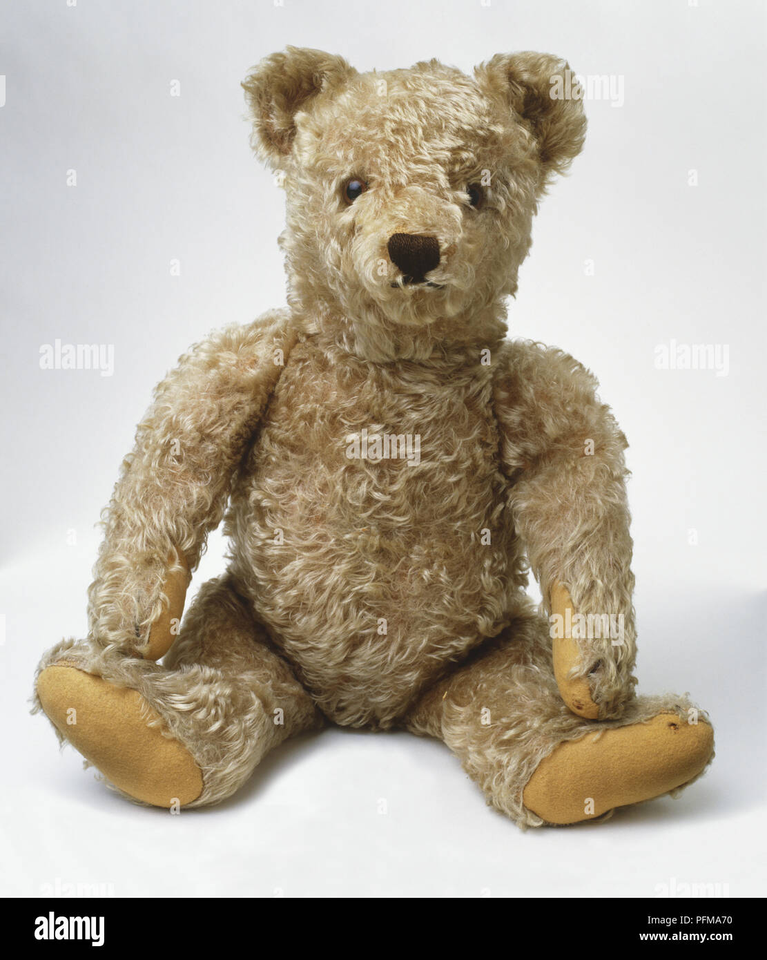 Steiff hi-res stock photography and images - Page 3 - Alamy