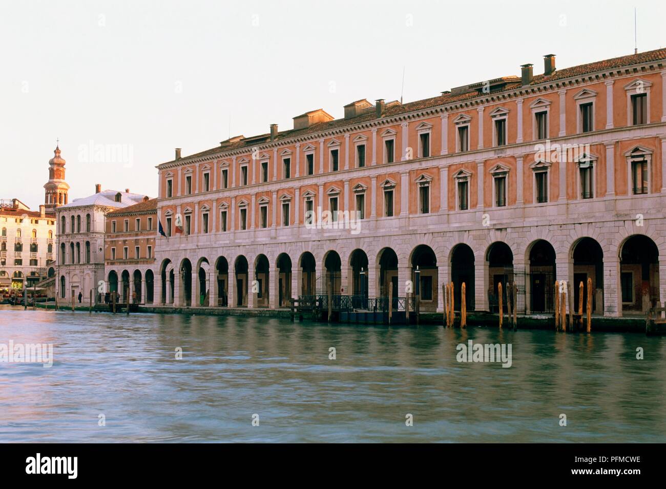 Italy, Venice, Fabbriche Nuove di Rialto, 16th century facade of lawcourts building on Grand Canal Stock Photo