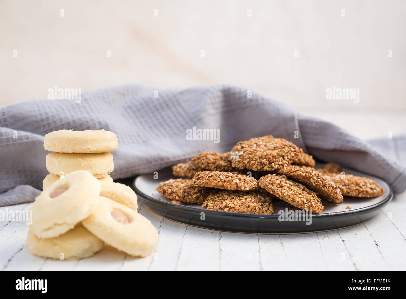Arabic sweets hi-res stock photography and images - Alamy