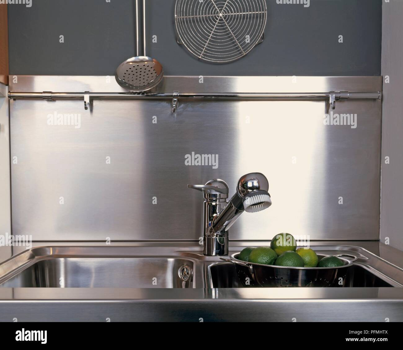 Stainless steel sink unit hires stock photography and images Alamy