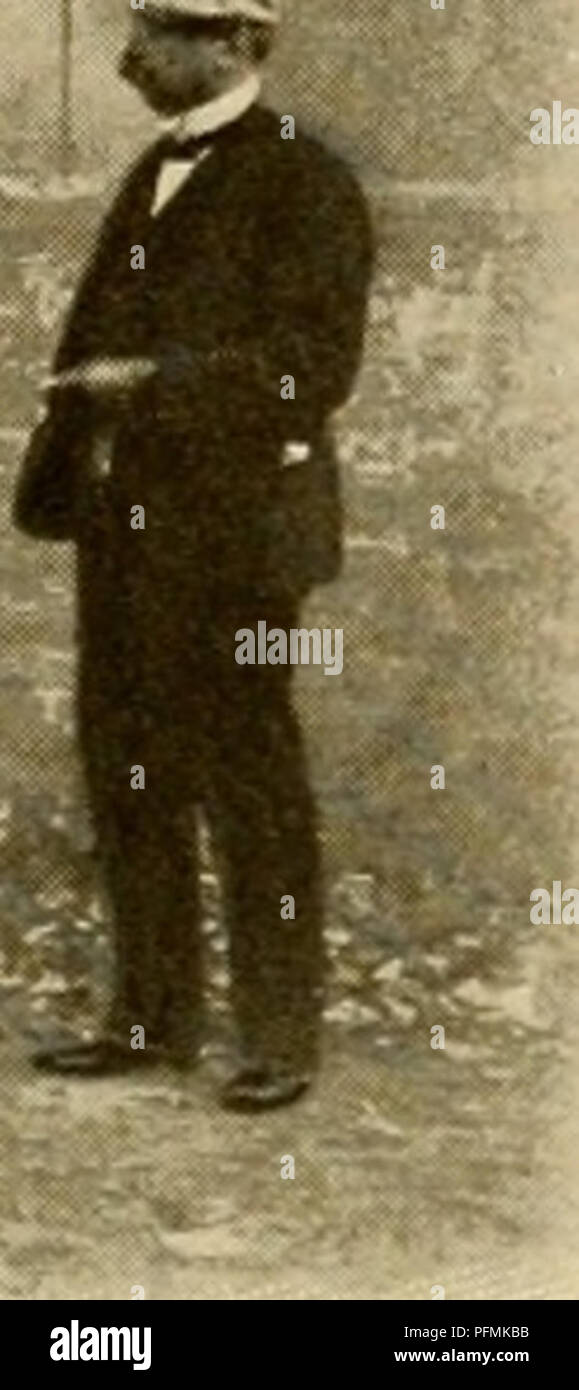 Orange jumpsuit -Fotos und -Bildmaterial in hoher Auflösung – Alamy