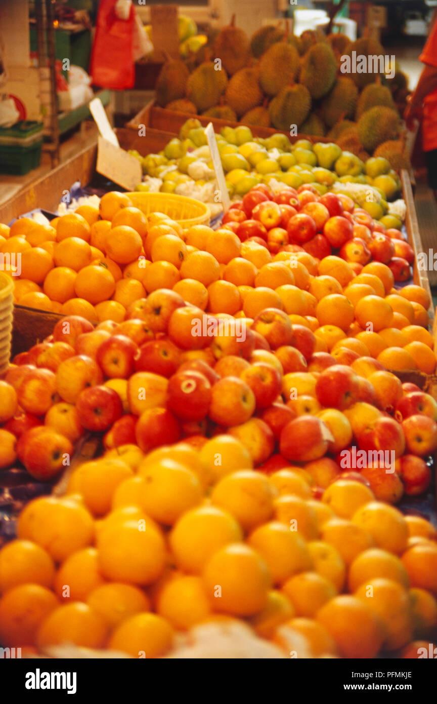 Singapore, Geylang, stall selling fruits, mandarins, apples and exotic