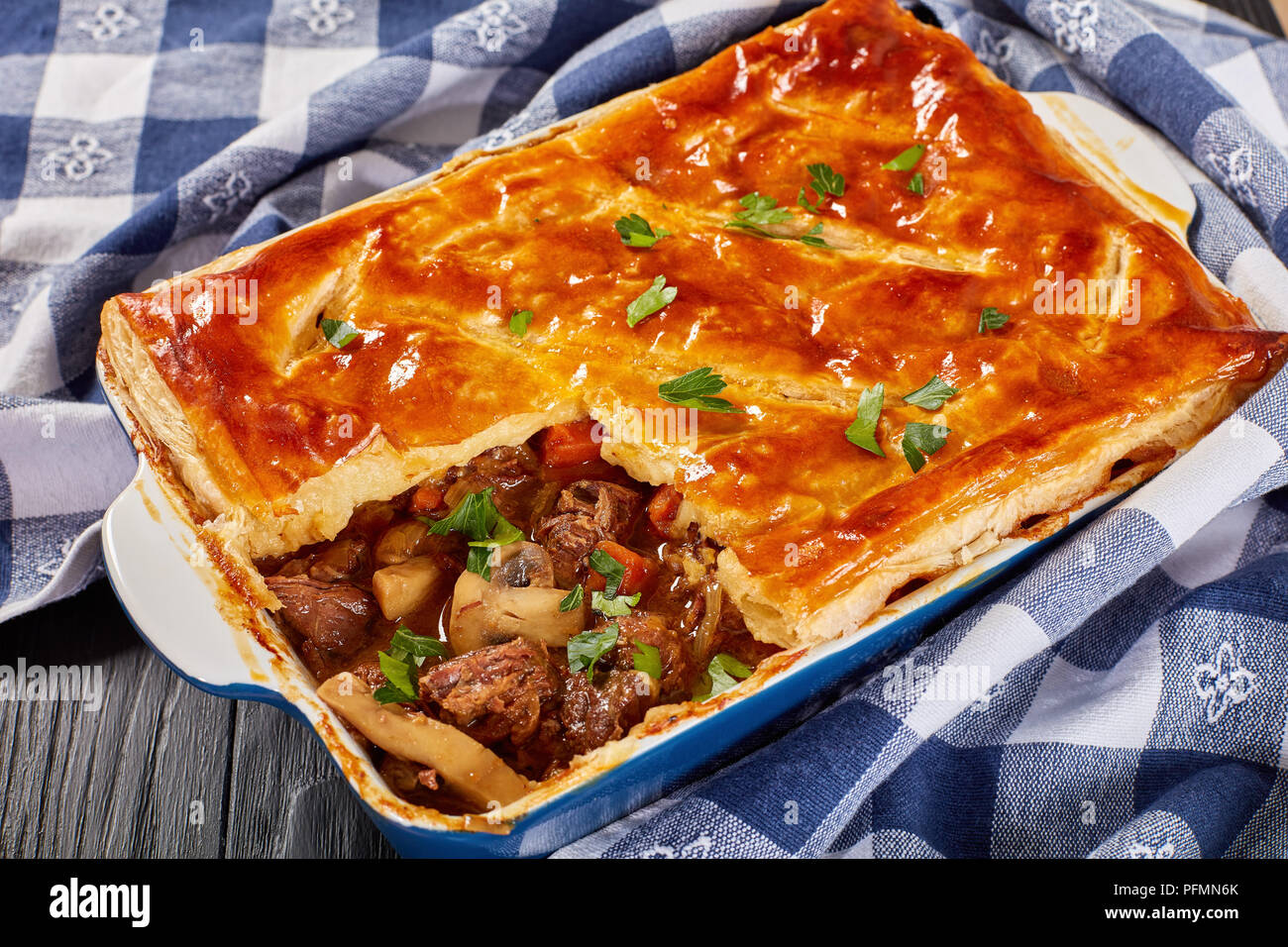 Golden pastry beef pie hires stock photography and images Alamy