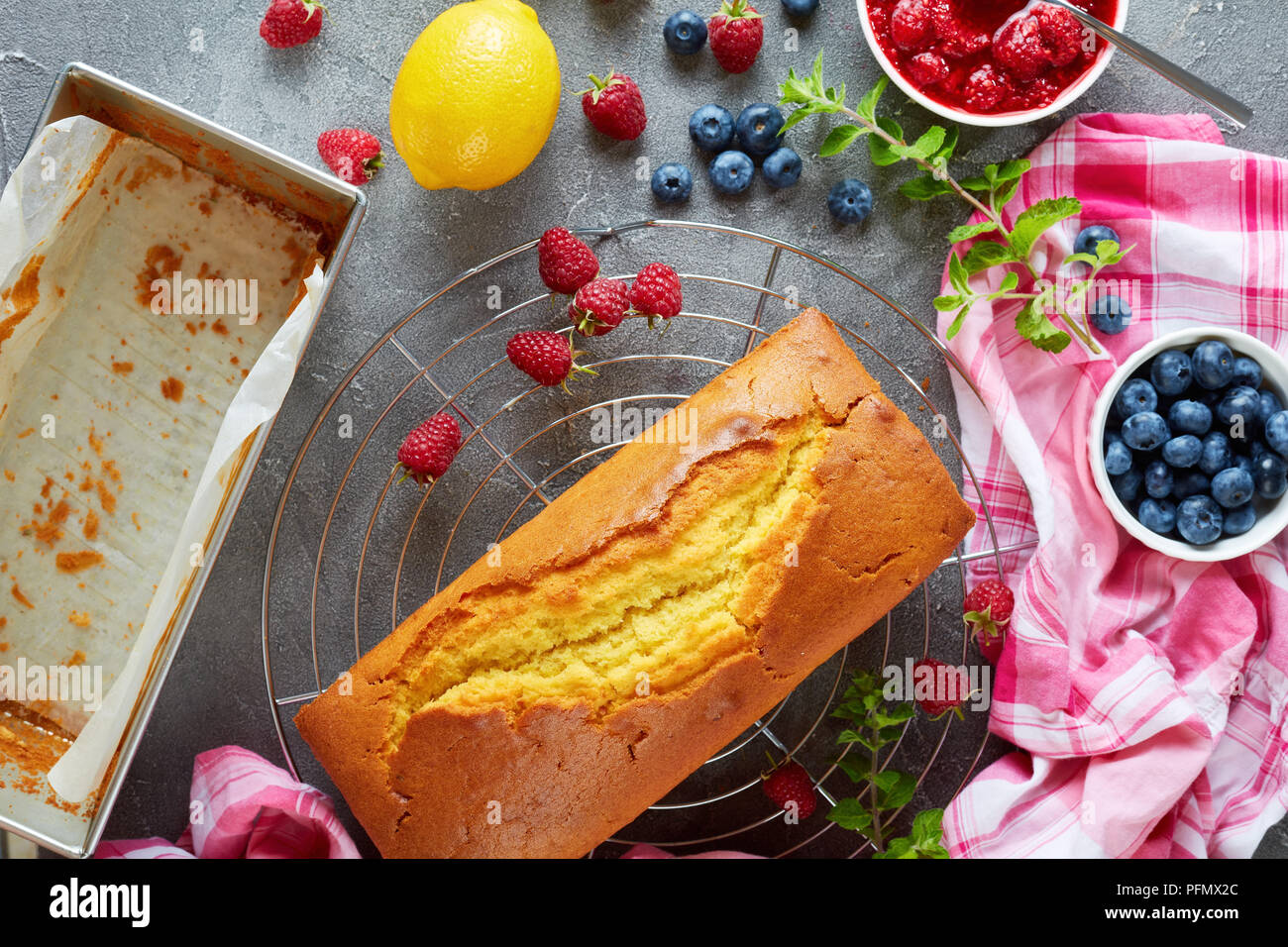 Gateau High Resolution Stock Photography And Images Alamy Gateau High Resolution Stock Photography And Images Alamy