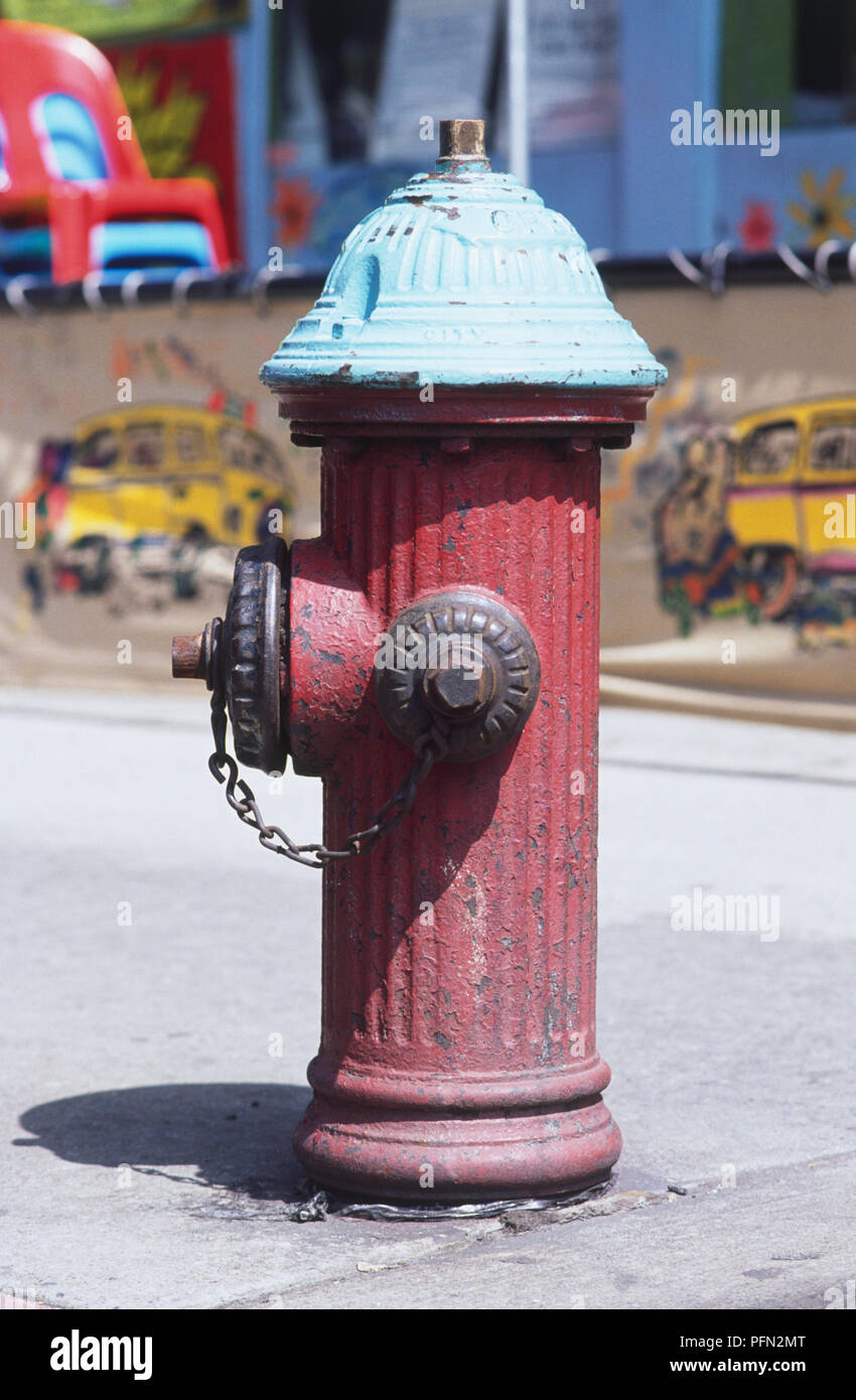 USA, New York City, red and blue fire hydrant Stock Photo