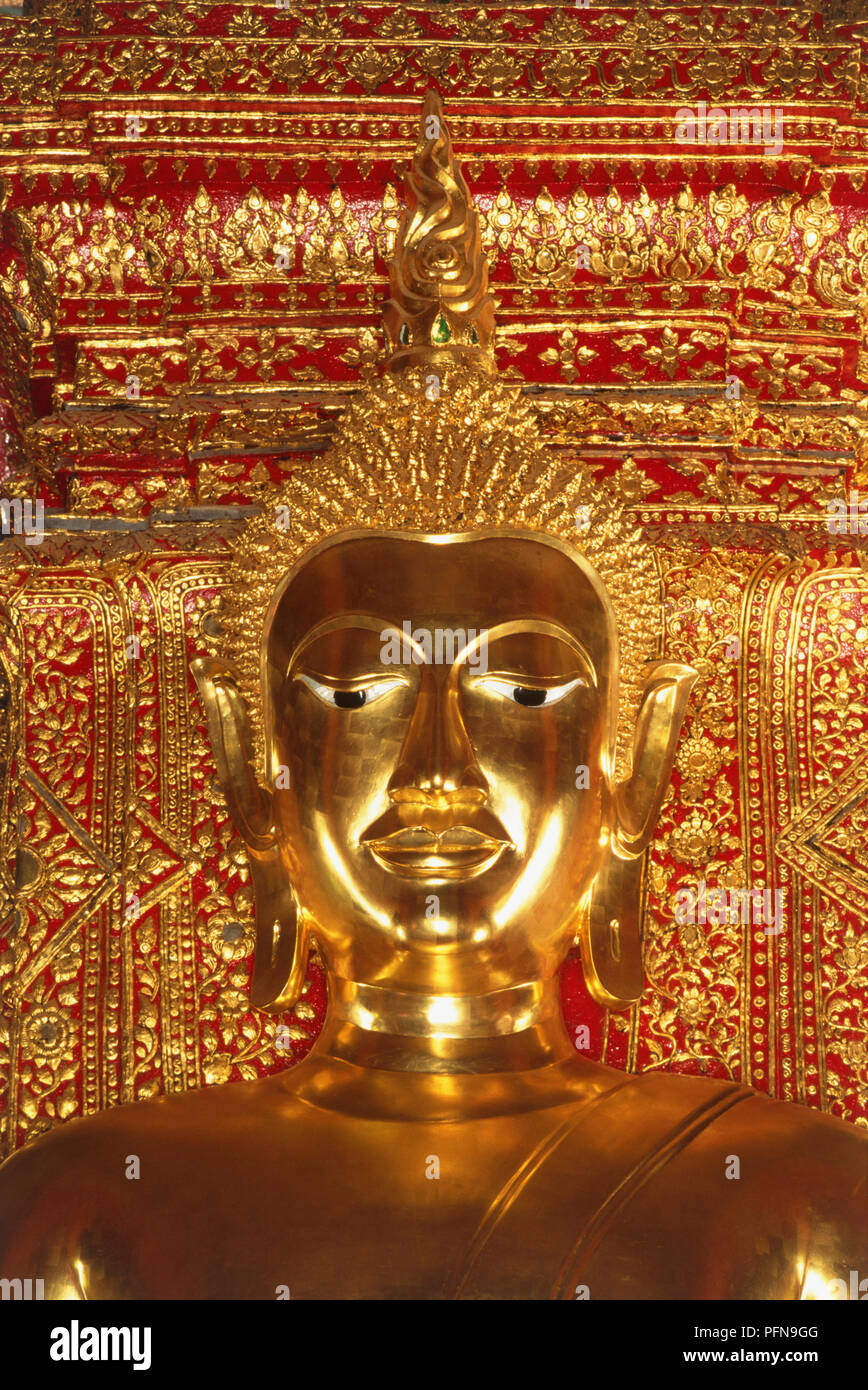 Thailand, Nan, Wat Phumin Temple, gilded Sukhothai-style Buddha Stock Photo