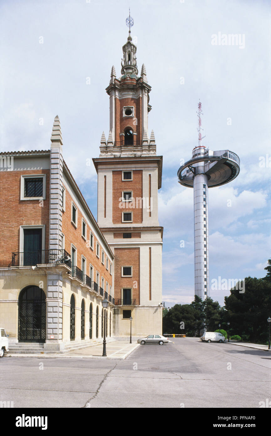 Spain, Madrid, the Mirador del Faro alongside the Museo de America. Stock Photo