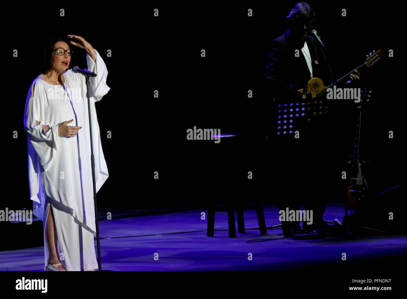 Byblos. 21st Aug, 2018. Greek singer Nana Mouskouri performs during the Byblos Festival in Lebanon's northern city Byblos on Aug. 21, 2018. Credit: Bilal Jawich/Xinhua/Alamy Live News Stock Photo
