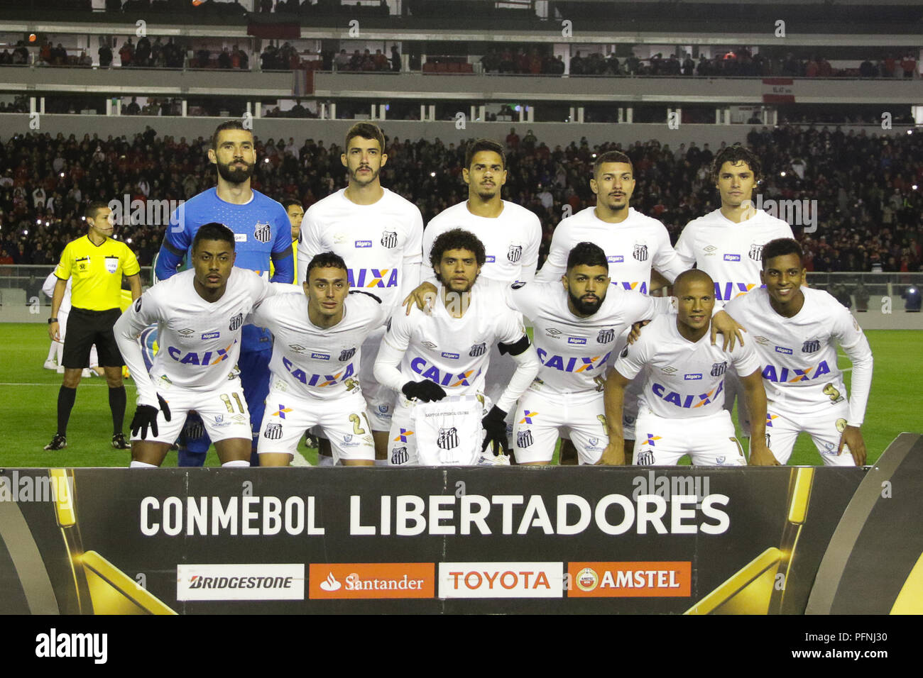 Buenos Aires 21st Aug 2018 Team Of Santos Fc Before The Match For Round Of 16th Libertadores Cup Between Independiente Arg And Santos Fc Bra This Tuesday On Libertadores De America