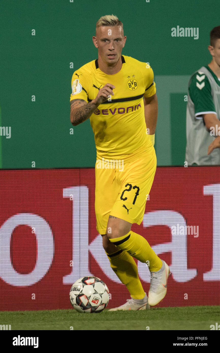 Mwolf Marius WOLF (DO) with Ball, single action with ball, action, full ...