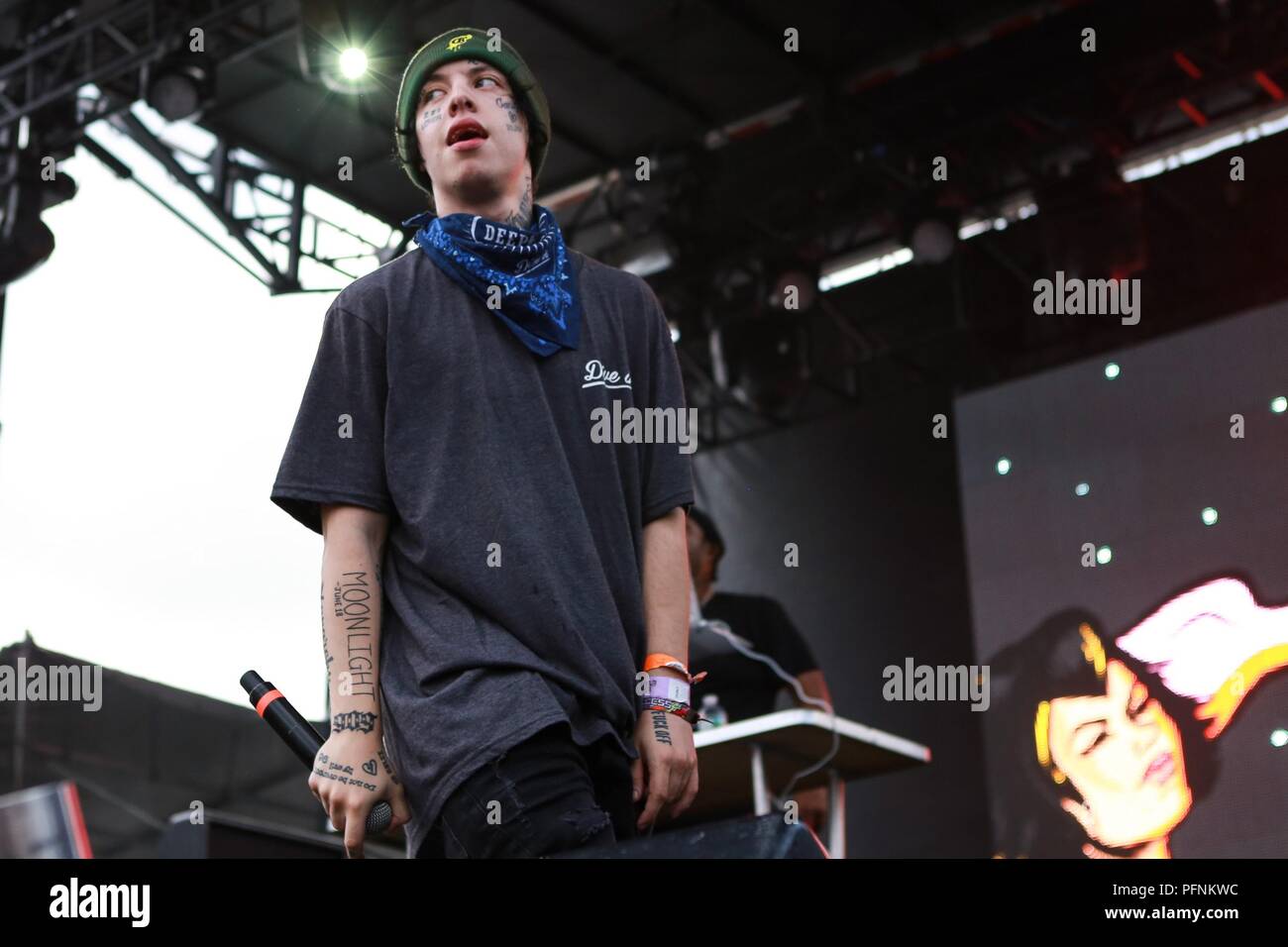 Lil xan hi-res stock photography and images - Alamy