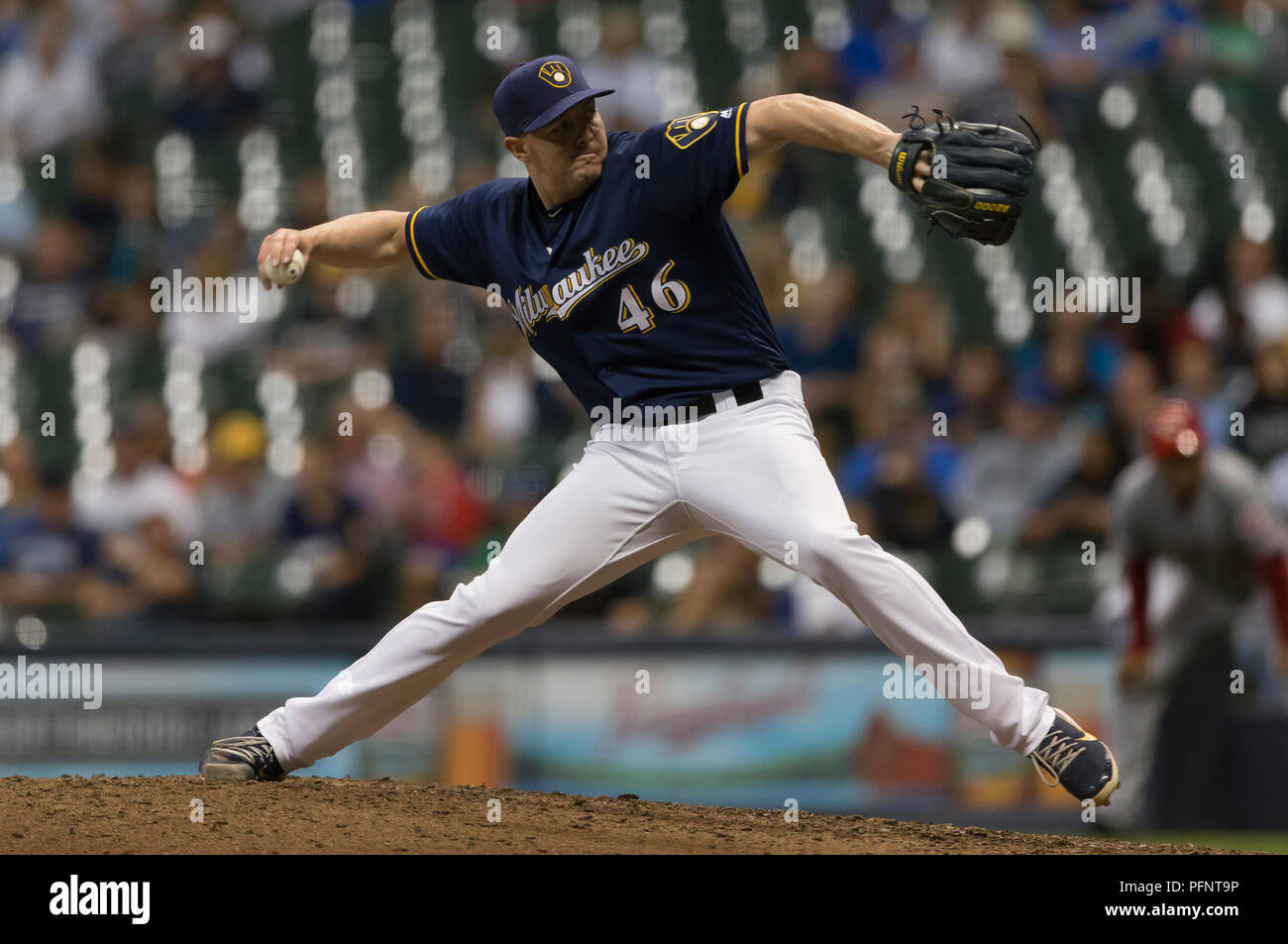 Brewers pitcher Corey Knebel 'really sharp' as camp opens