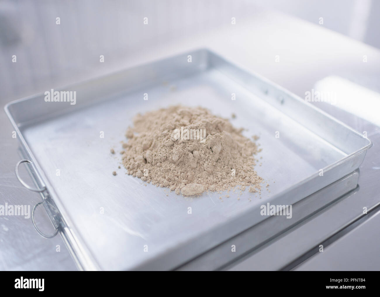 Cricket powder hi-res stock photography and images - Alamy