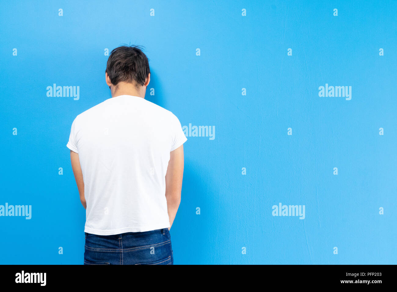 Teen mental health hi-res stock photography and images - Alamy