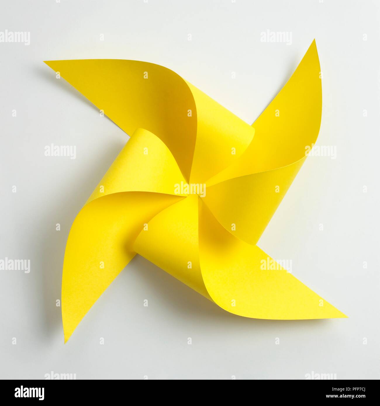 Download Yellow Paper Windmill Stock Photo Alamy Yellowimages Mockups