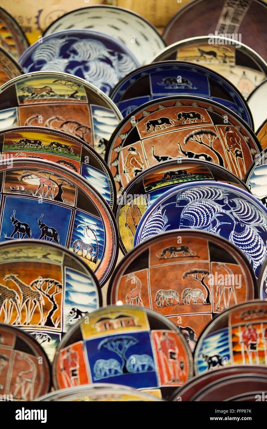 Kenya, Nairobi, plates for sale in the Maasai Market Stock Photo Alamy