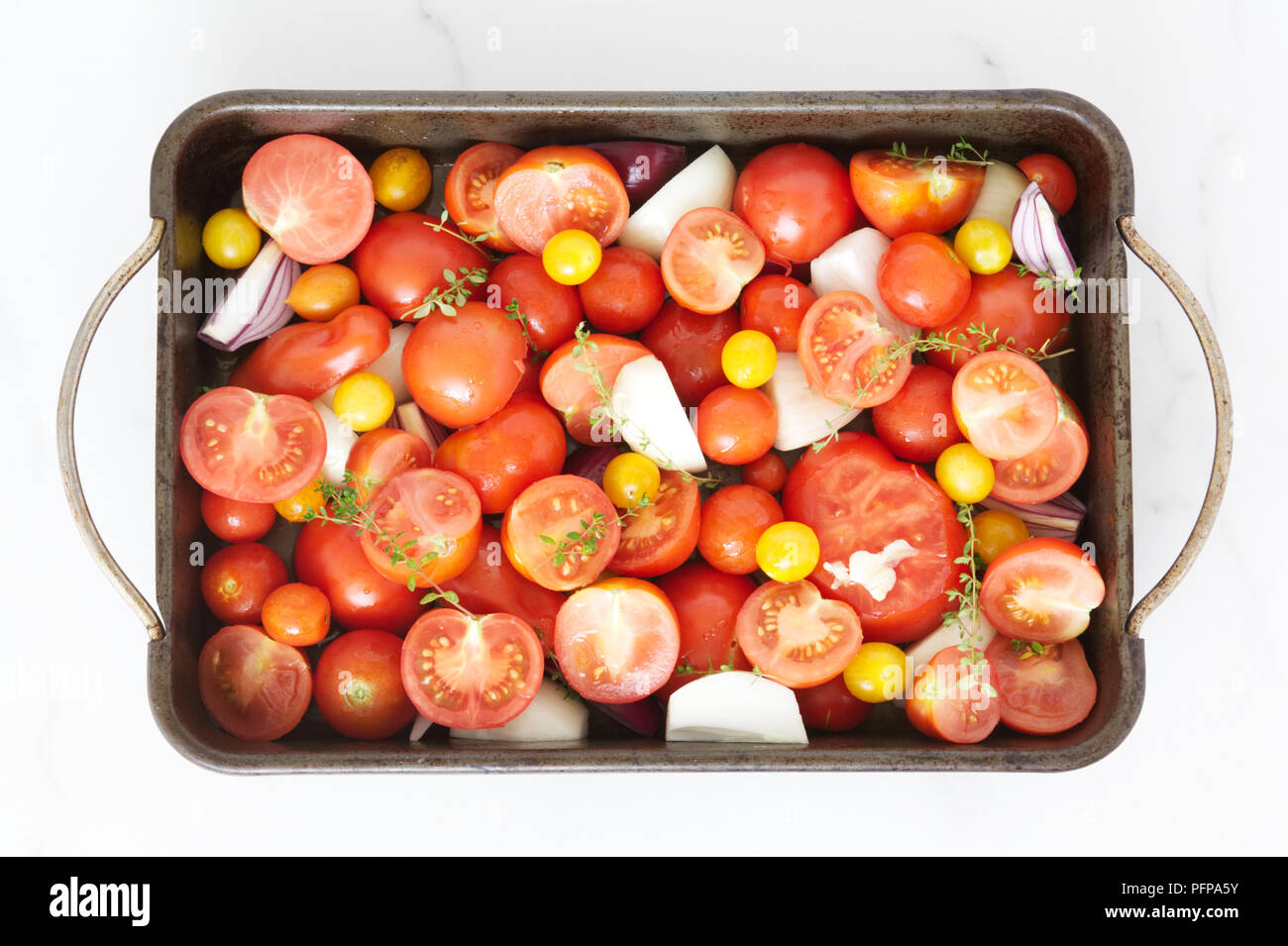 Onions , garlic and tomatoes hires stock photography and images Alamy