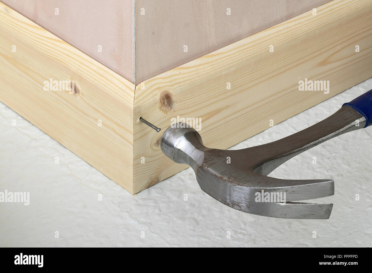 Skirting board hires stock photography and images Alamy